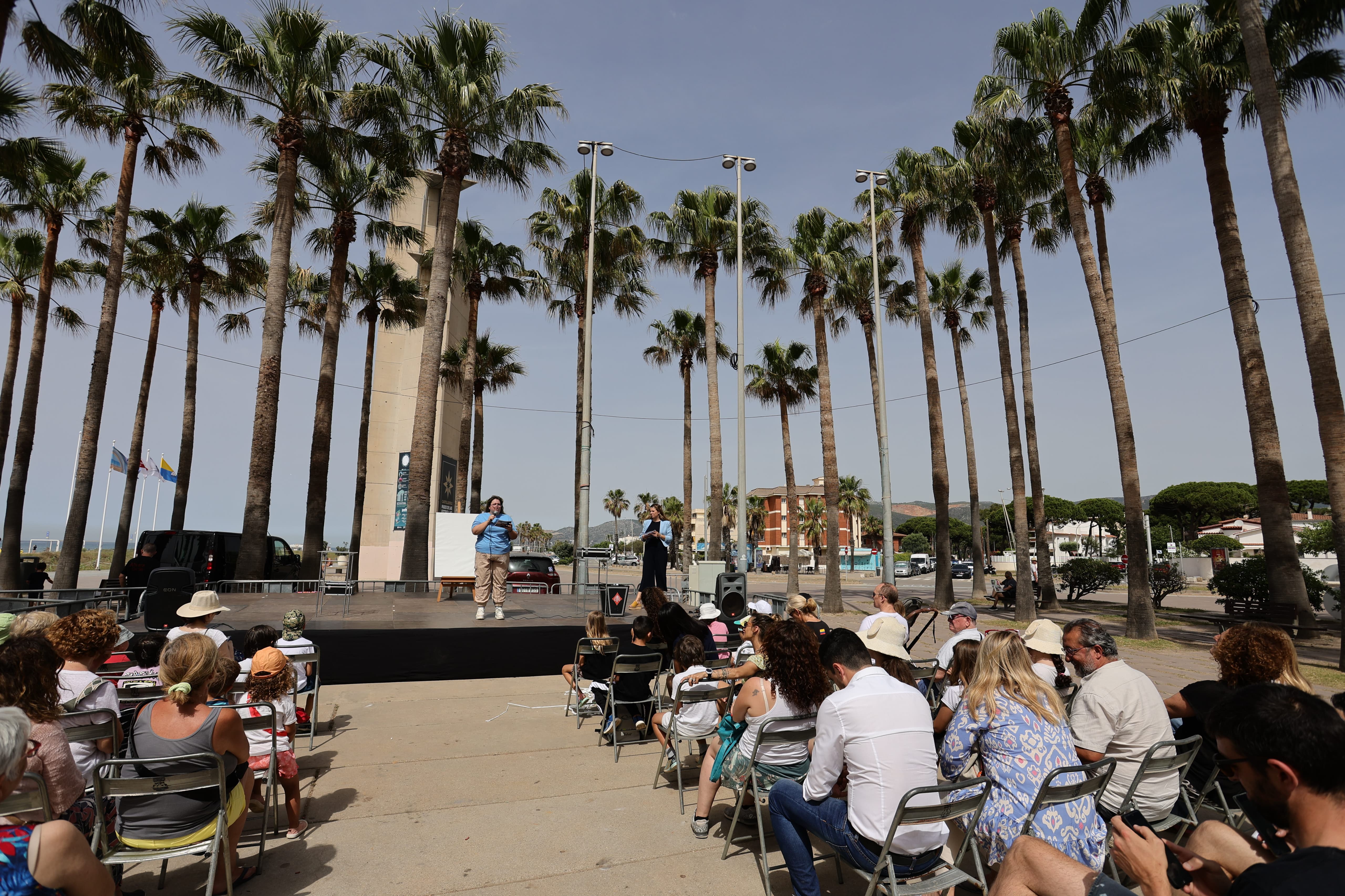La plaça de les Palmeres ha acollit la inauguració oficial / ORIOL PAGÈS