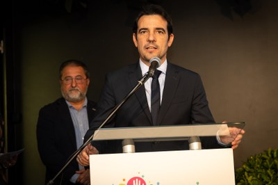 Moment del discurs de l'alcalde Manu Reyes / ORIOL PAGÈS