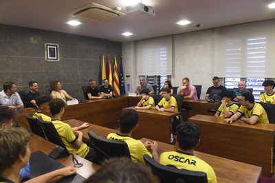 L’Handbol Esportiu Castelldefels al Saló de Plens / RAMON JOSA
