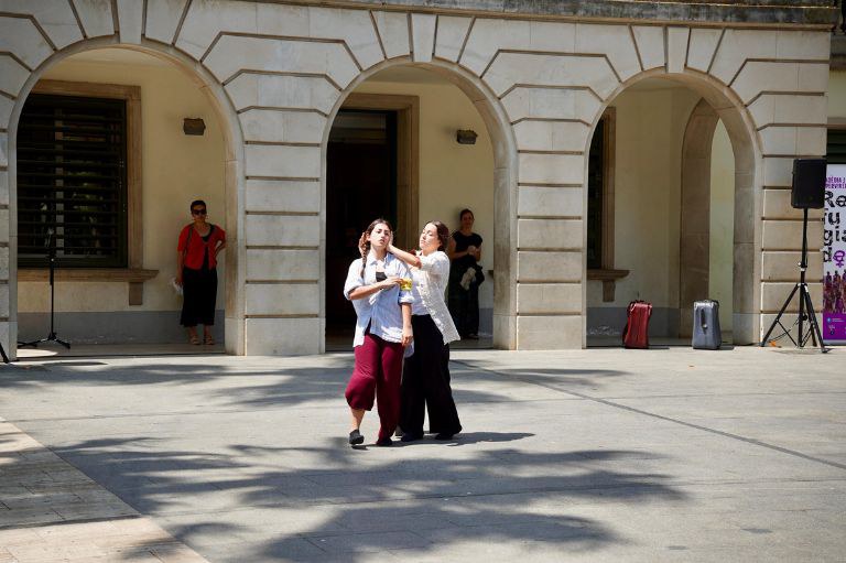 Dansa Dia Mundial Persones Refugiades.jpg Dansa Dia Mundial Persones Refugiades.jpg