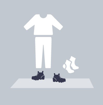 roba.jpg Ropa a utilizar para evitar garrapatas. Roba a utilitzar per evitar paparres.