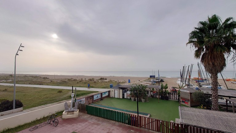 terrassa platja.jpeg