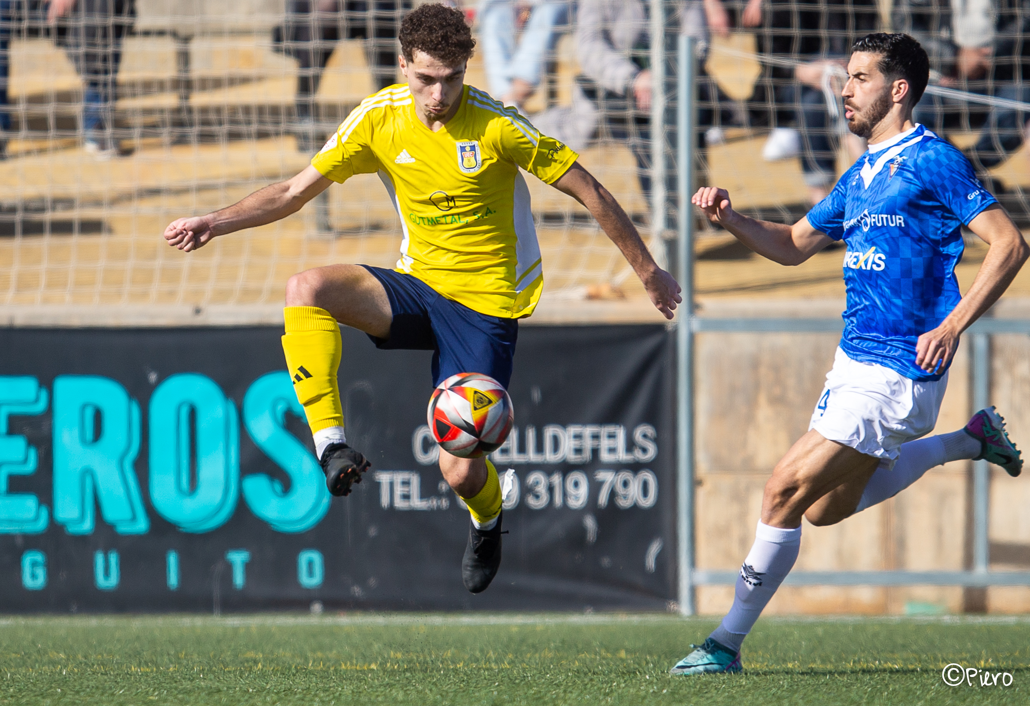 La UE Castelldefels juega el sábado en el campo del FC L'Escala / ARCHIVO