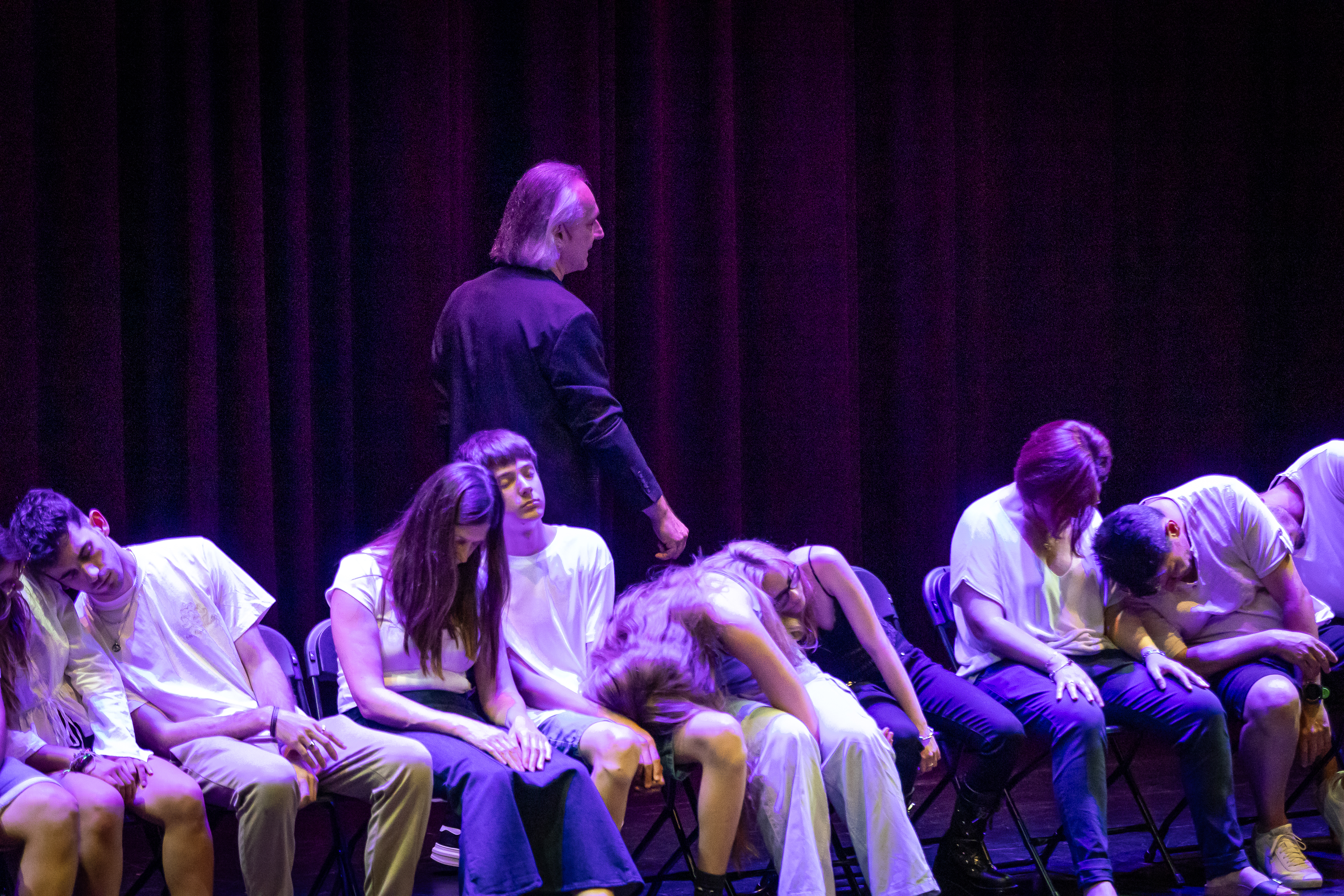 Actuación del hipnotista Jeff Toussaint / ORIOL PAGÈS