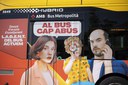 Nueva campaña en los buses metropolitanos "Al bus, cap abús!"