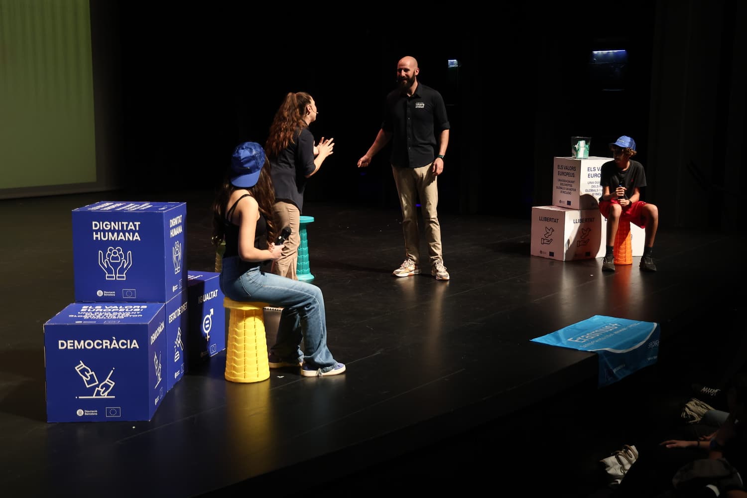 WhatsApp Image 2025-10-14 at 12.28.58 (1).jpeg Imagen de Erasmus Day escenario